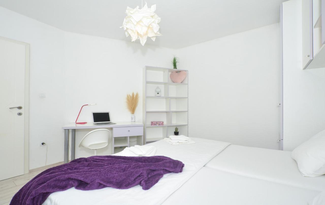 Copacabana Beach Apartments Trogir Zewnętrze zdjęcie