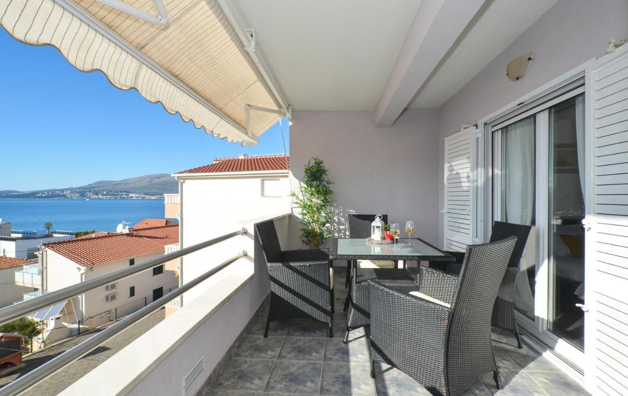 Copacabana Beach Apartments Trogir Zewnętrze zdjęcie