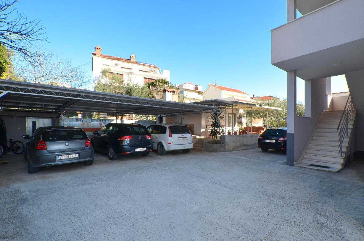 Copacabana Beach Apartments Trogir Zewnętrze zdjęcie