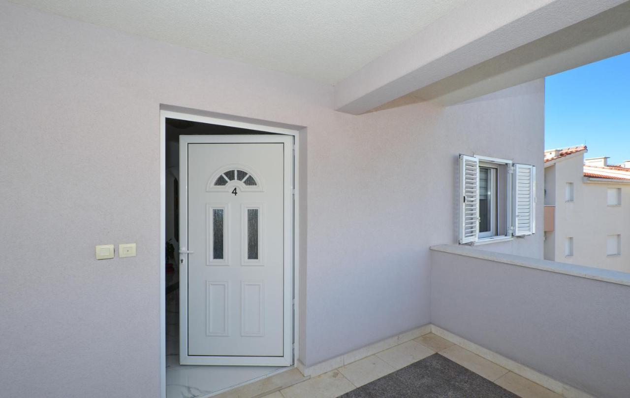 Copacabana Beach Apartments Trogir Zewnętrze zdjęcie