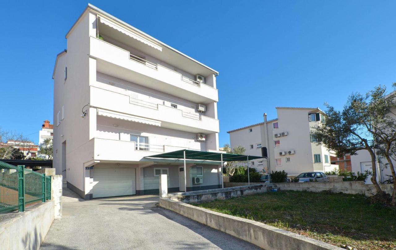 Copacabana Beach Apartments Trogir Zewnętrze zdjęcie